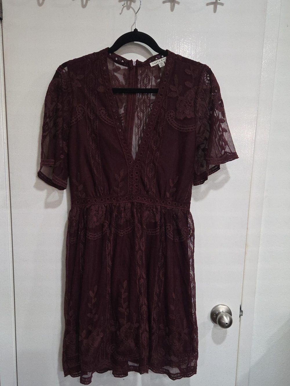Lace Overlay Short Sleeve Dress - Wine Size Medium
